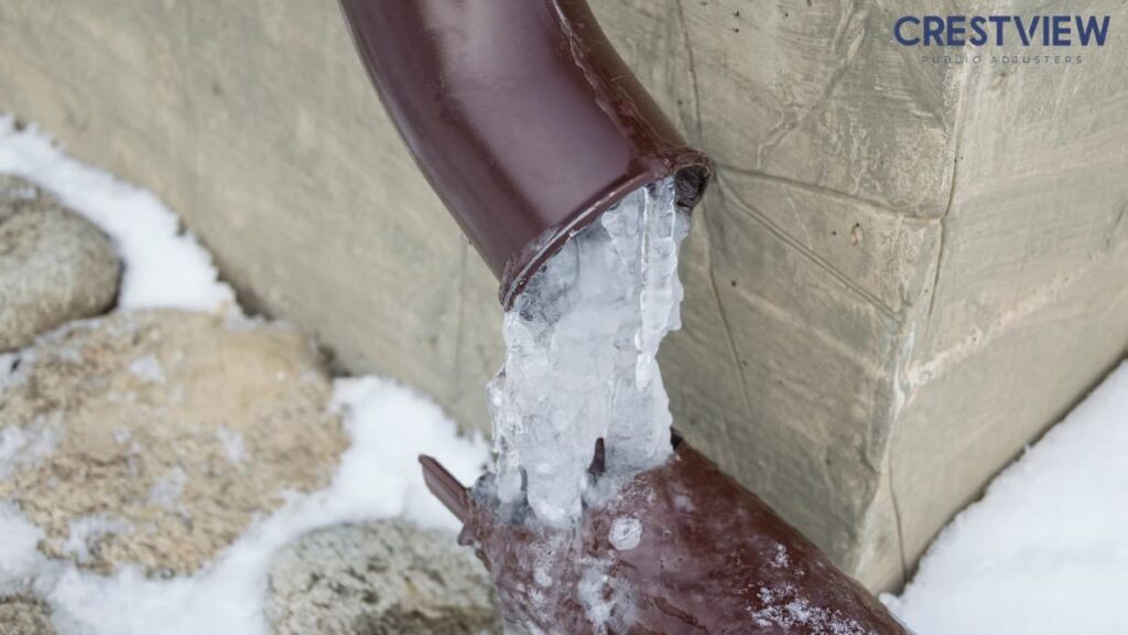 what causes frozen pipes to burst