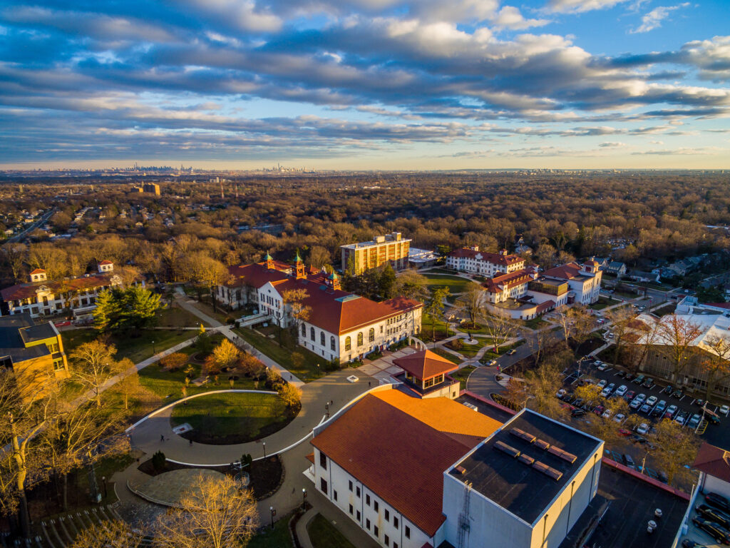 121515 6918 Campus Aerials
