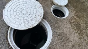 Blog 4 open-drain-cover-on-concrete-ground